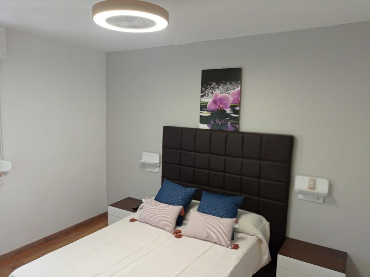 Las Palmeras Hotel Хихон Екстериор снимка